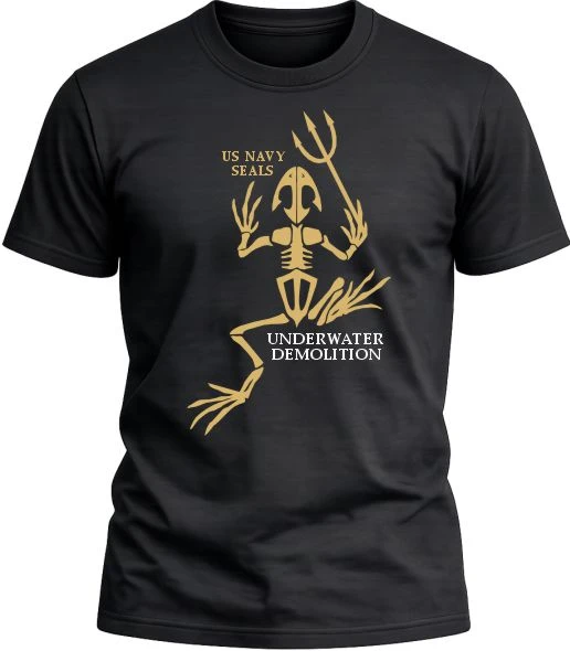 Camiseta Navy Seals Frog color negro con diseño exclusivo y acabado premium. 